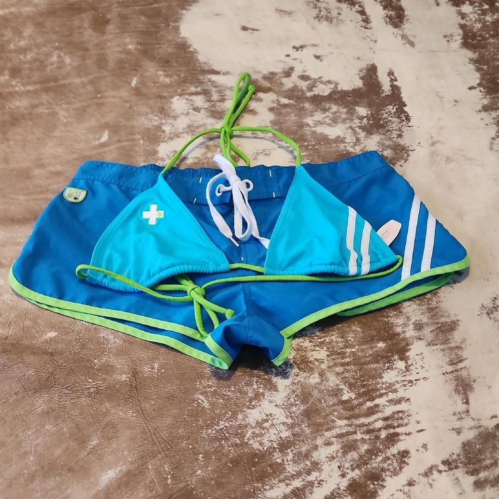 Rare Pink VS Team Pink Bundle Set. Shorts and Bikini Top. Size: M - Picture 16 of 16